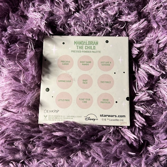 Mandalorian Eye Shadow Palette - Picture 2 of 4